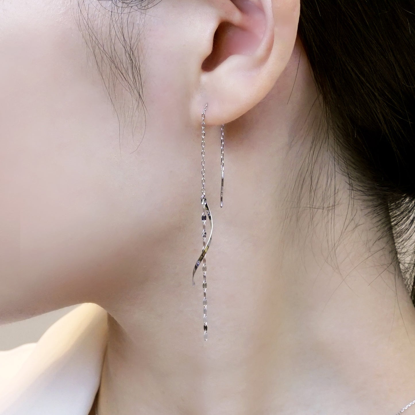 14K/10K White Gold Twisted Long Threader Earrings - Model Image