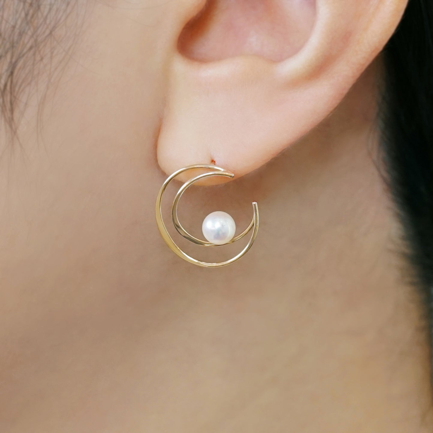 18K/10K Akoya Pearl Crescent Design Earrings (Yellow Gold) - Model Image