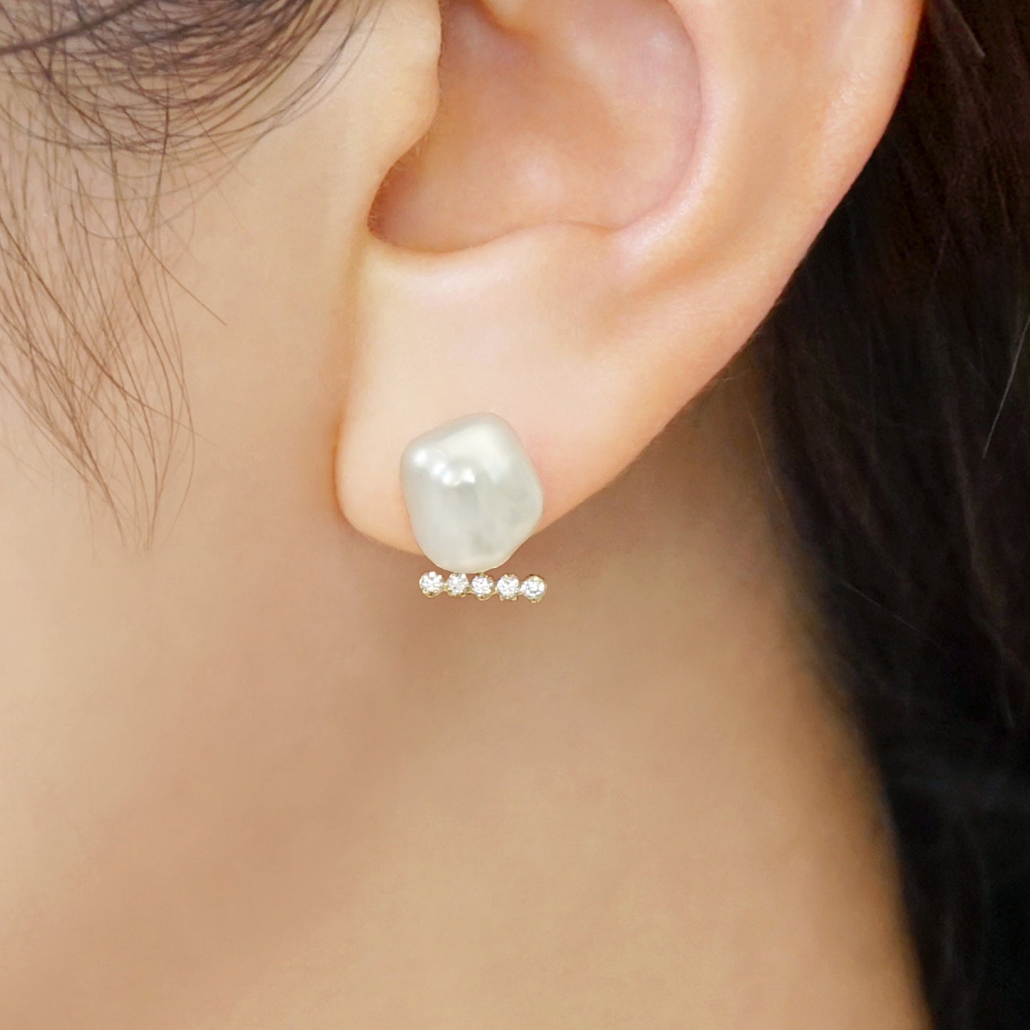 18K/10K Baroque Freshwater Pearl 2Way Earrings (Yellow Gold) - Model Image