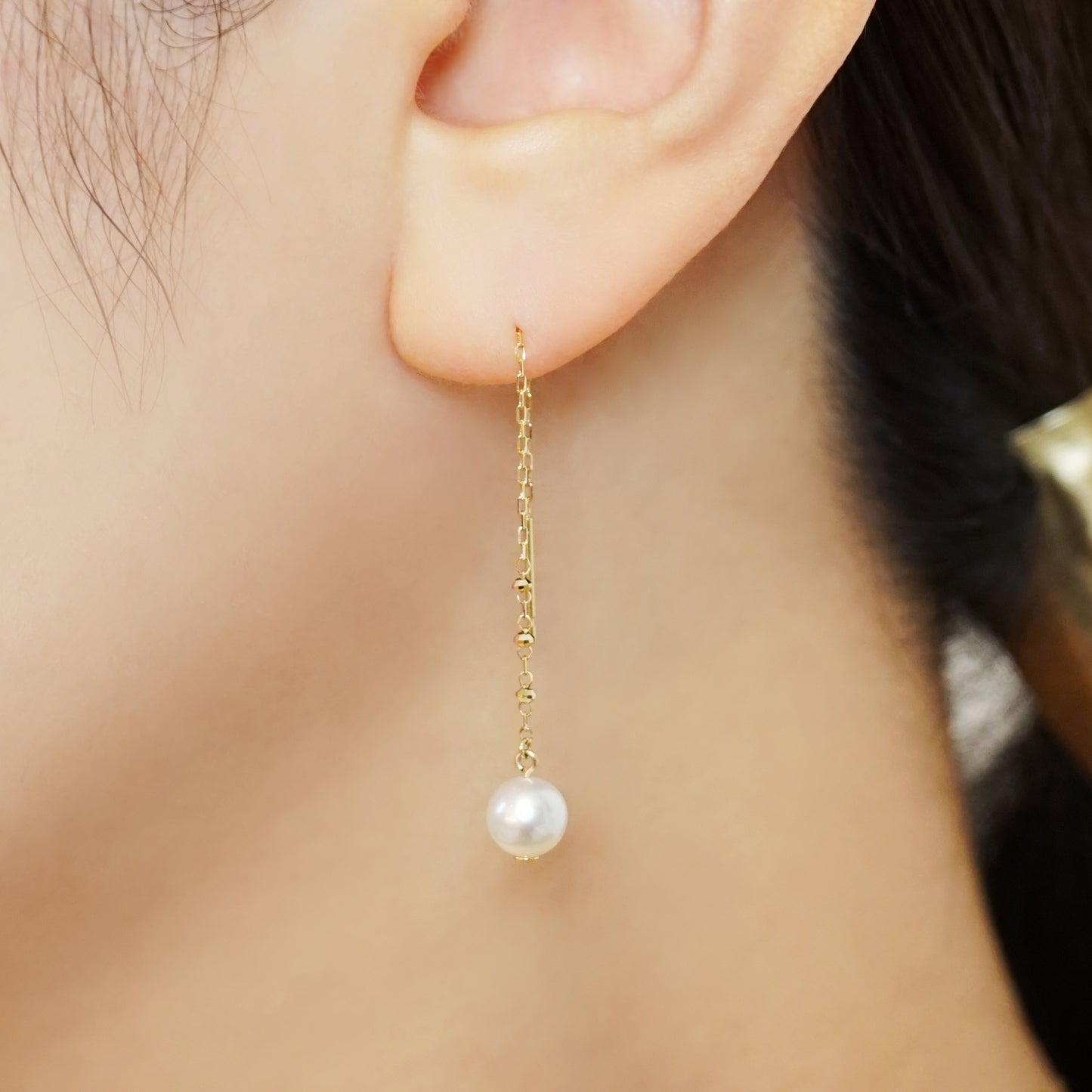 18K/10 Akoya Pearl Chain Type Earrings (Yellow Gold) - Model Image