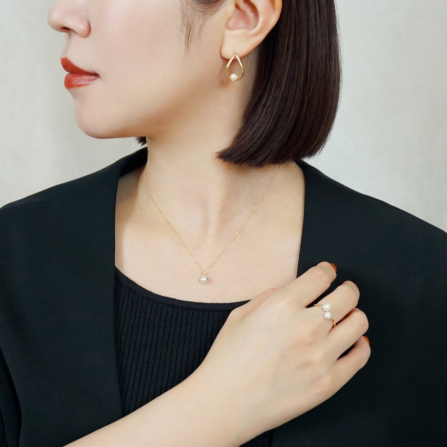 10K Freshwater Pearl Infinity Necklace (Yellow Gold) - Model Image