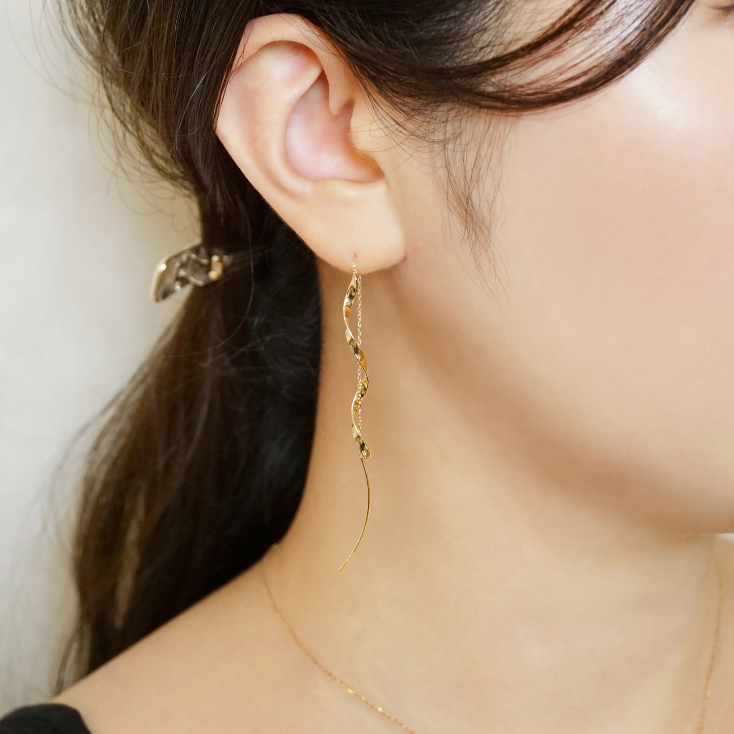 18K/10K Twisted Ribbon Long Threader Earrings (Yellow Gold) - Model Image