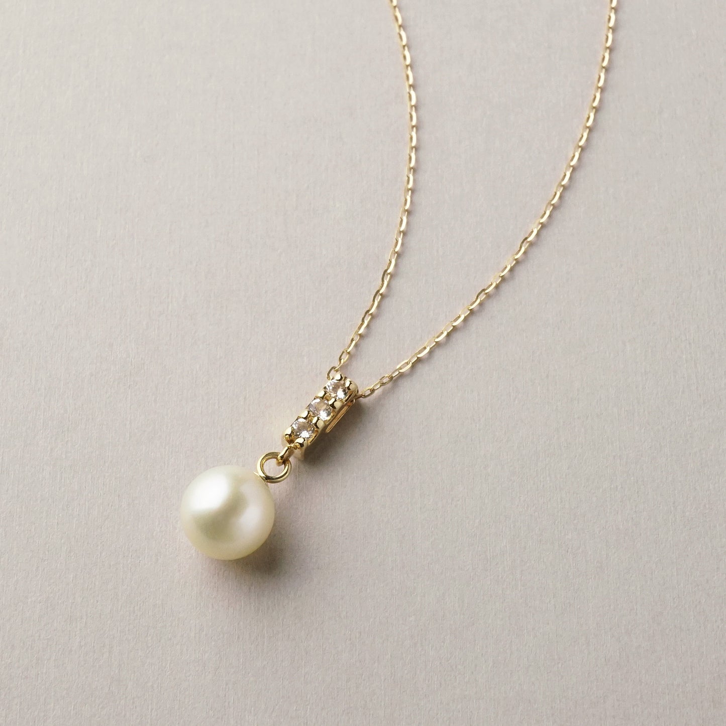10K Freshwater Pearl Bar Shaped Necklace (Yellow Gold) - Product Image
