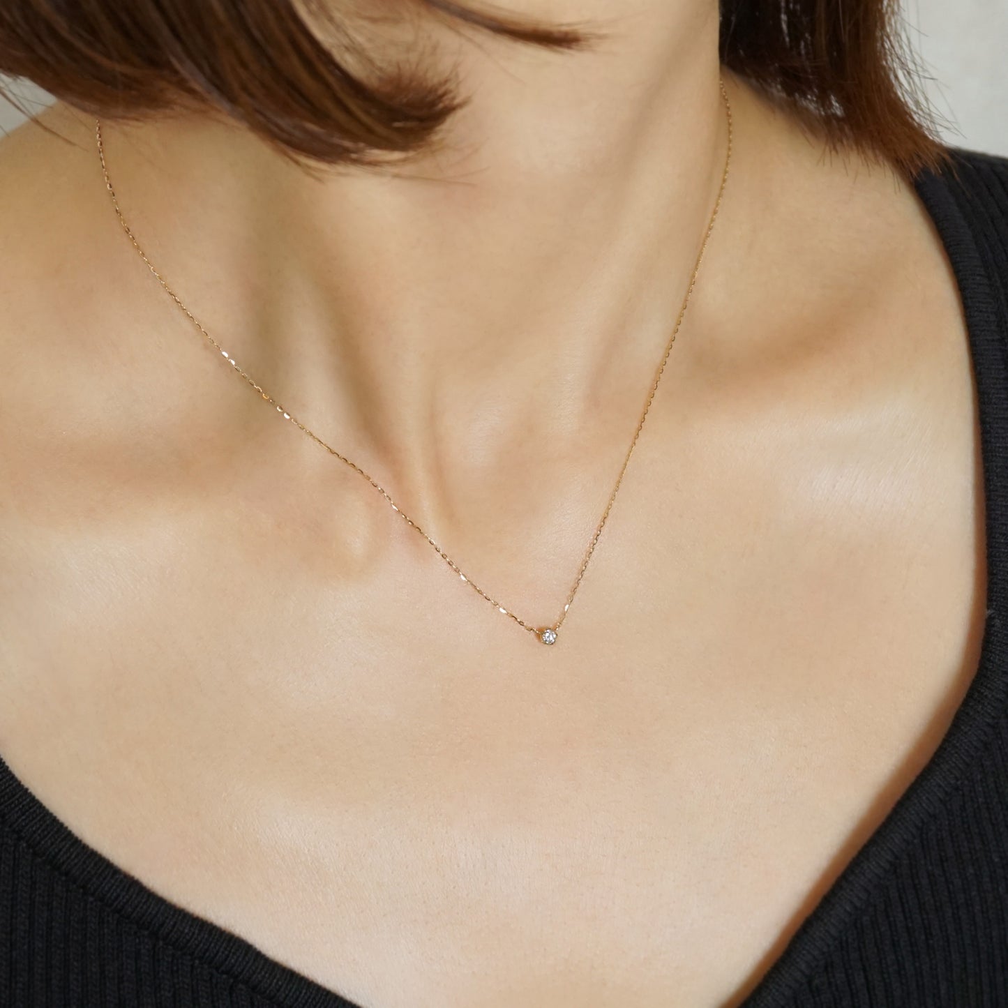 10K Diamond 6-Prong Meritia Necklace (Yellow Gold) - Model Image