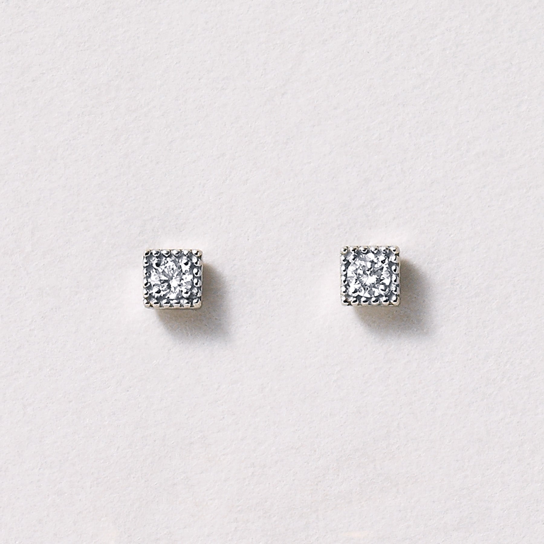 Second Earrings] Platinum Diamond Earrings – TAKE-UP Jewelry