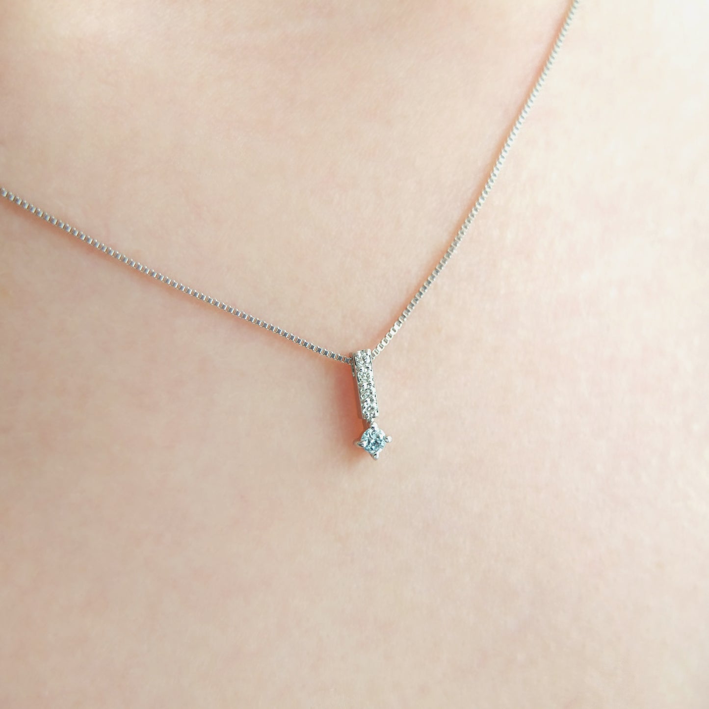 Platinum Diamond Solid Necklace - Model Image