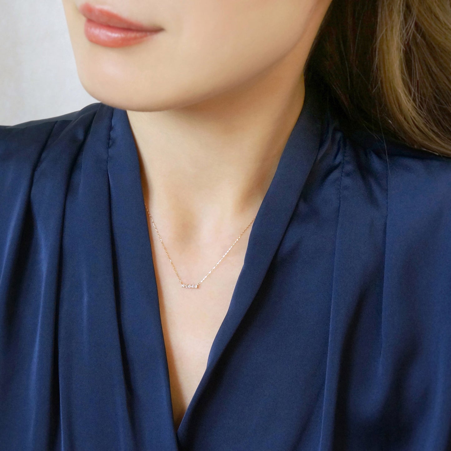 10K Yellow Gold Diamond 5-Stone Necklace - Model Image