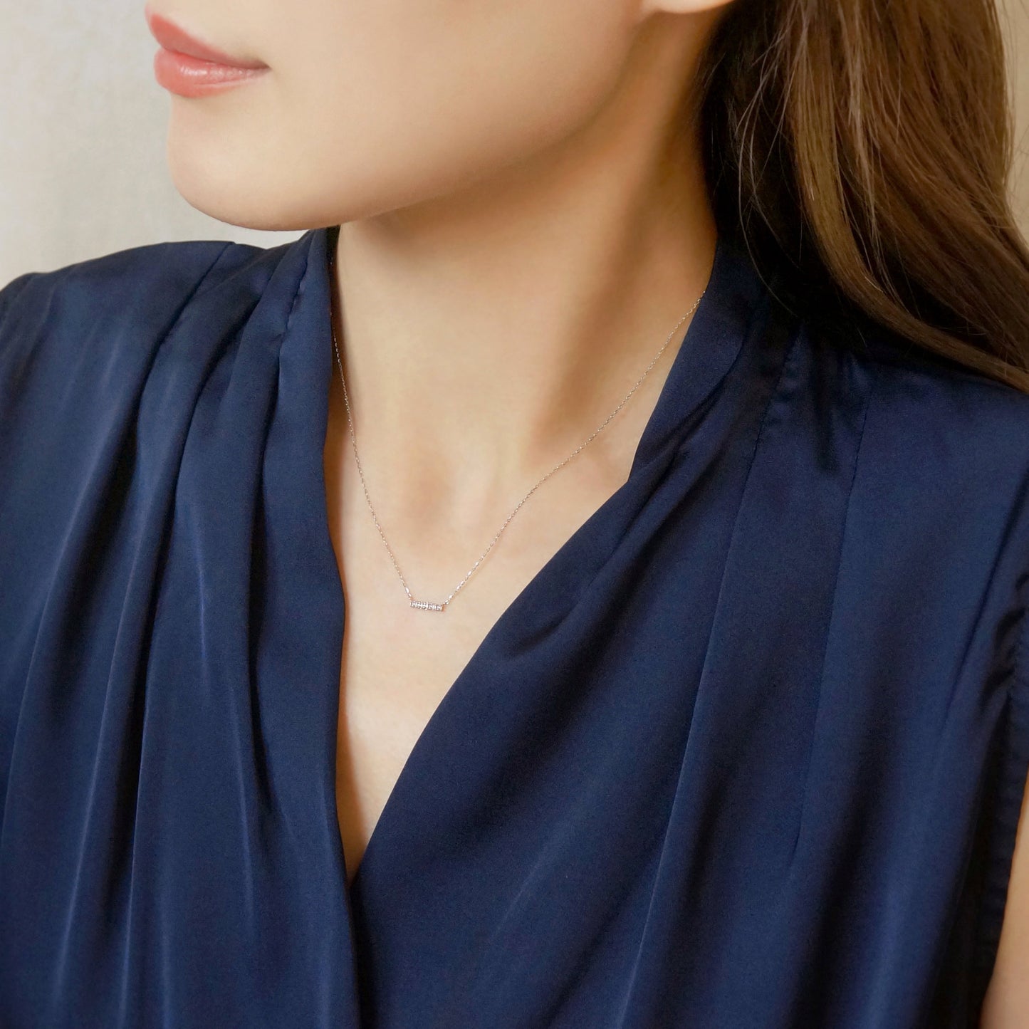 10K White Gold Diamond 5-Stone Necklace - Model Image