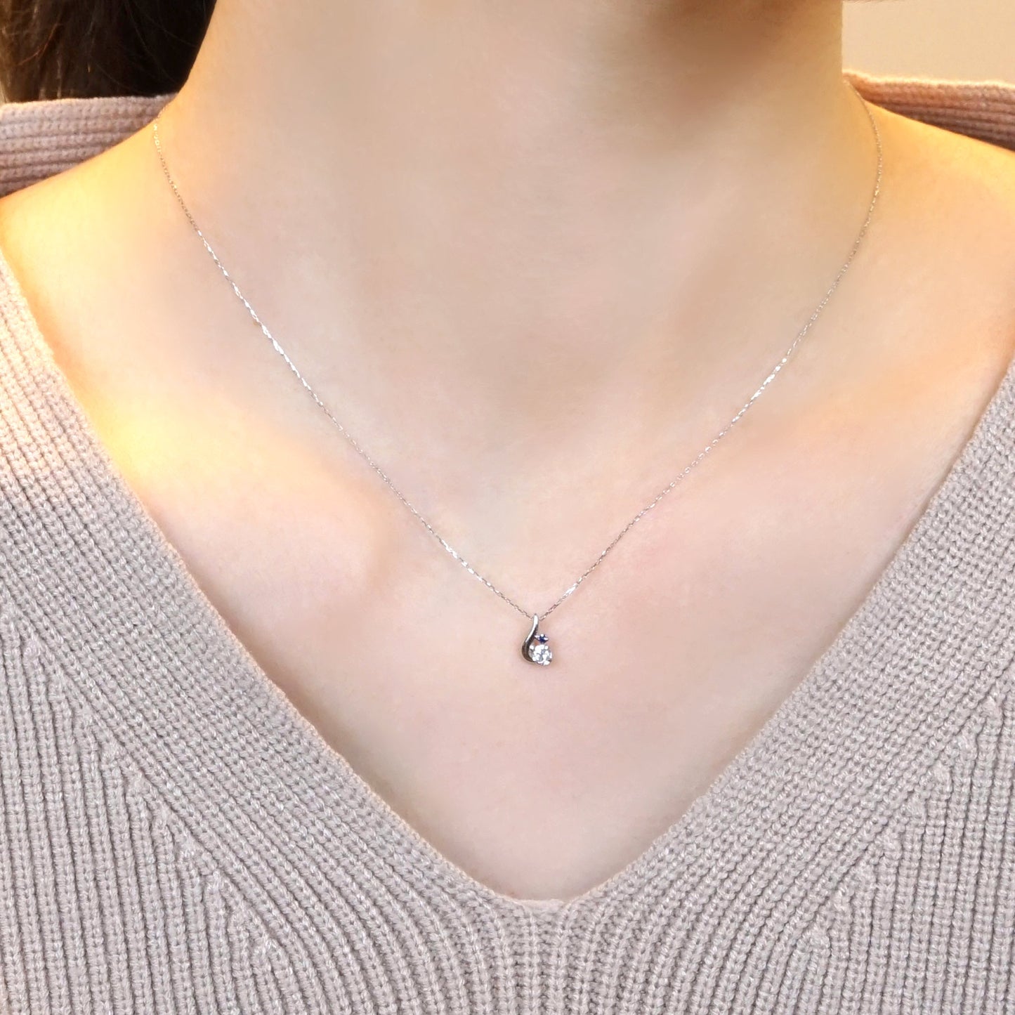 Simple Drop Necklace (White Gold) - Model Image