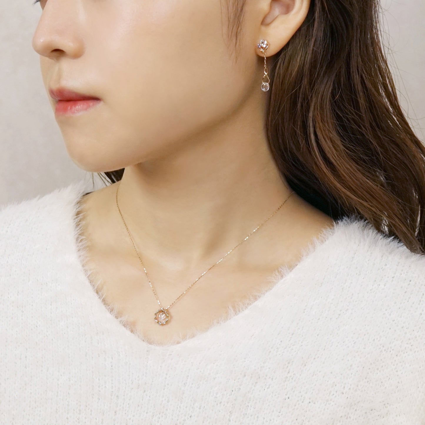 10K "Grain of Light" 2Way Necklace (Yellow Gold) - Model Image