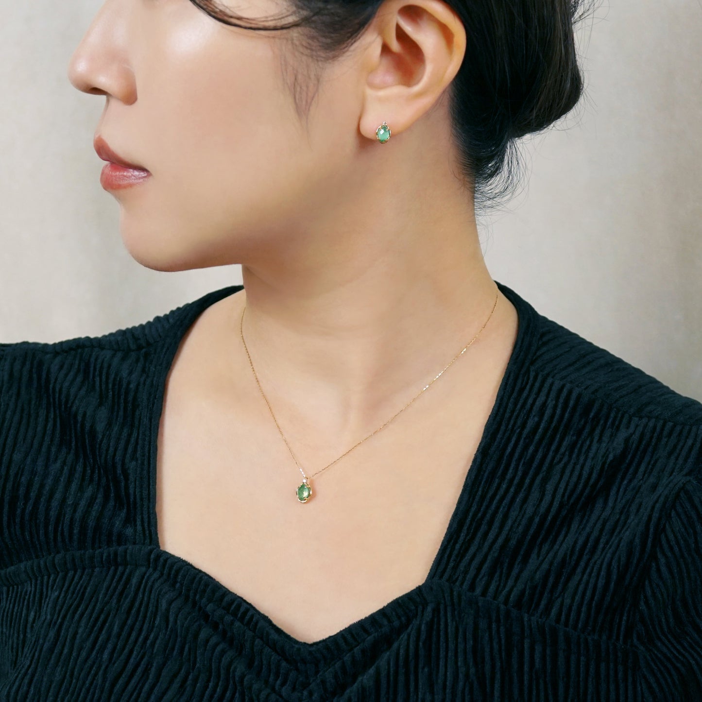 10K "Winter Great Diamond" Citrine x Turquoise Necklace (Yellow Gold) - Model Image