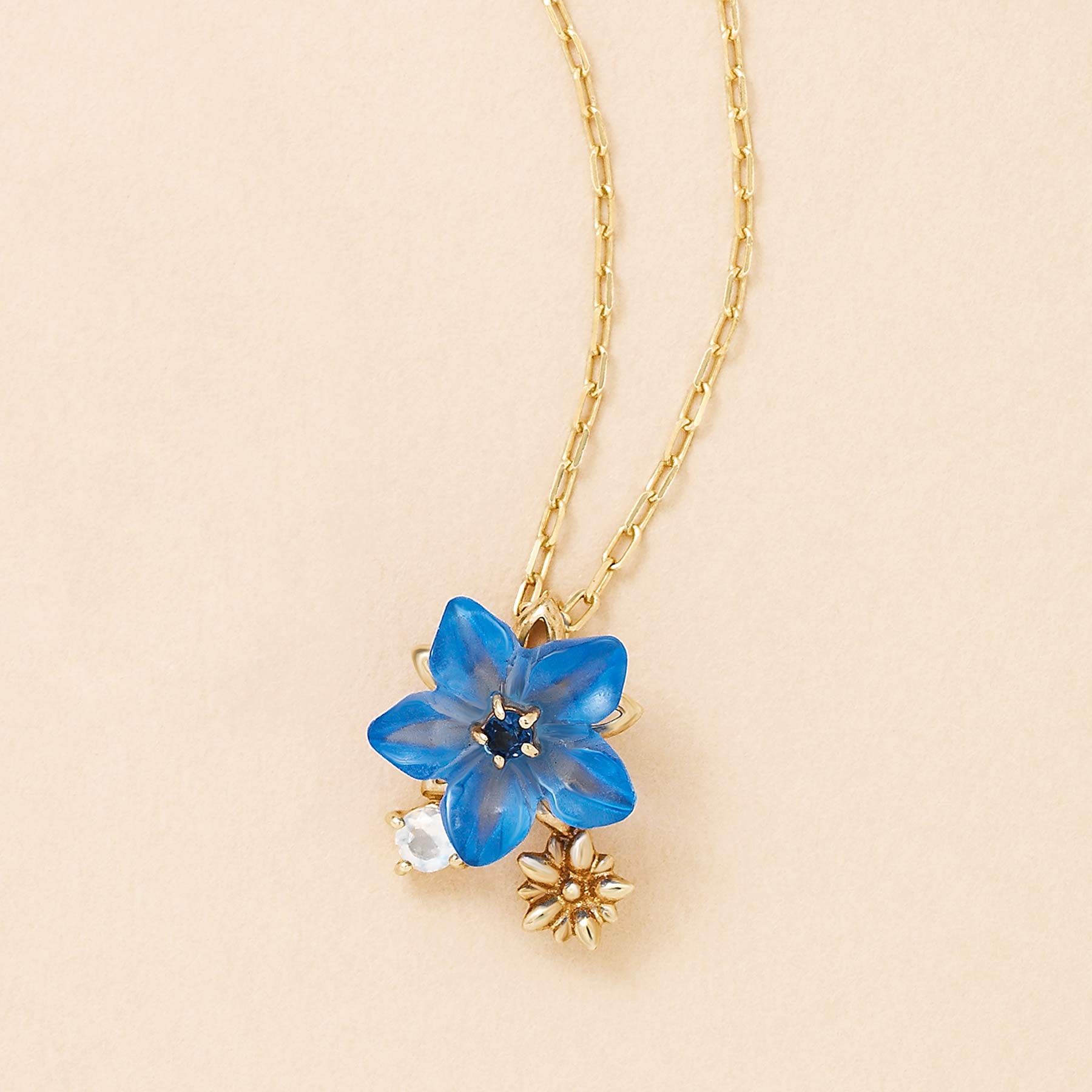A1-17 US Michaud Michael – Flower Triple - Pendant Not Me Forget ブルーフラワーネックレス ネックレス・ペンダント