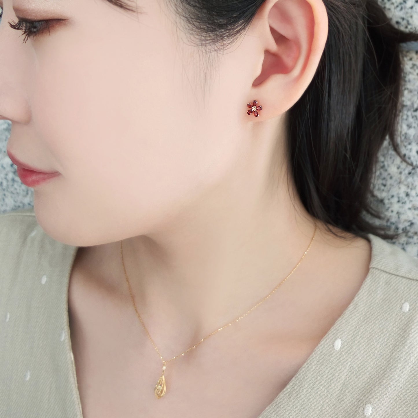 18K / 10K Rose Gold Garnet Flower Earrings - Model Image