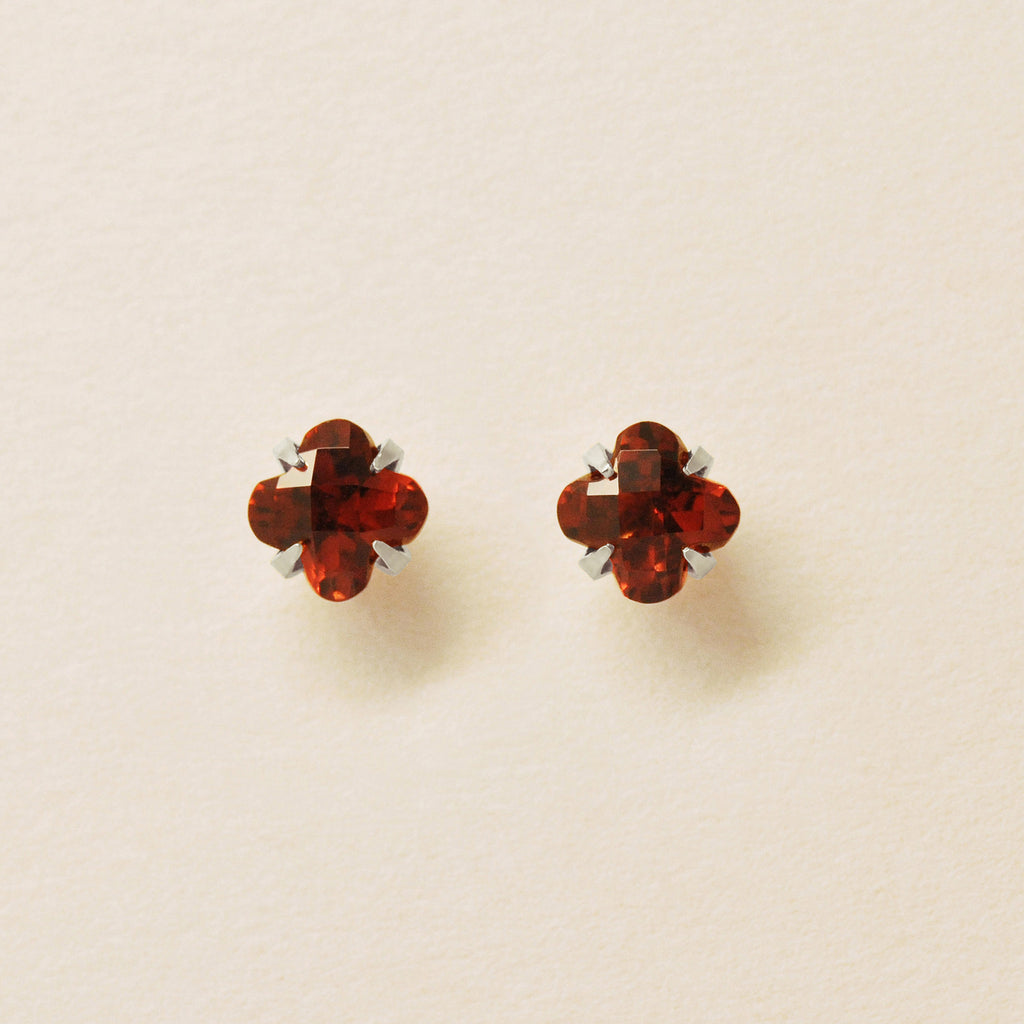 [Second Earrings] Platinum Lily Cut Garnet Earrings - Product Image