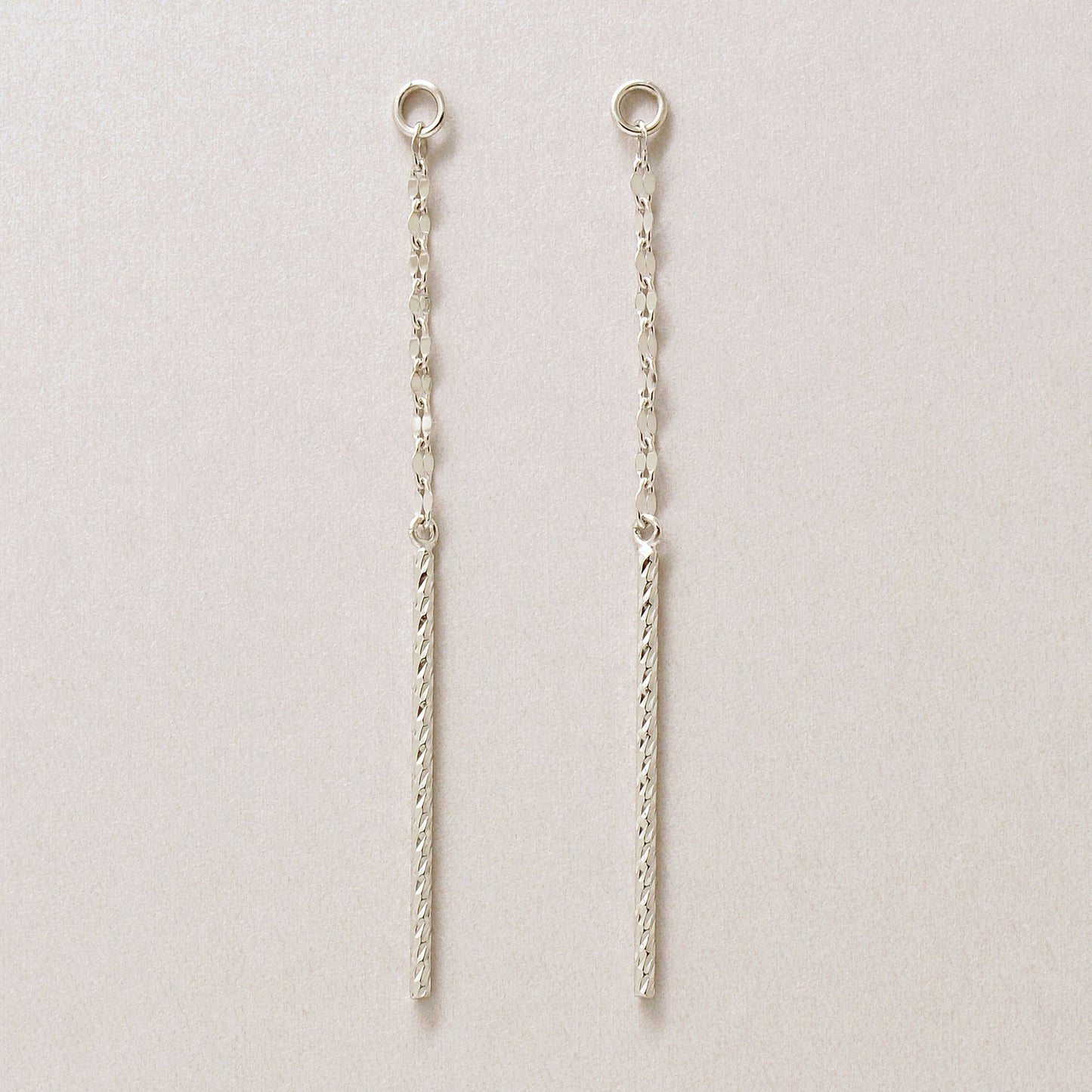 [Palette] 10K Glittering Chain Bar Charms (White Gold) - Product Image