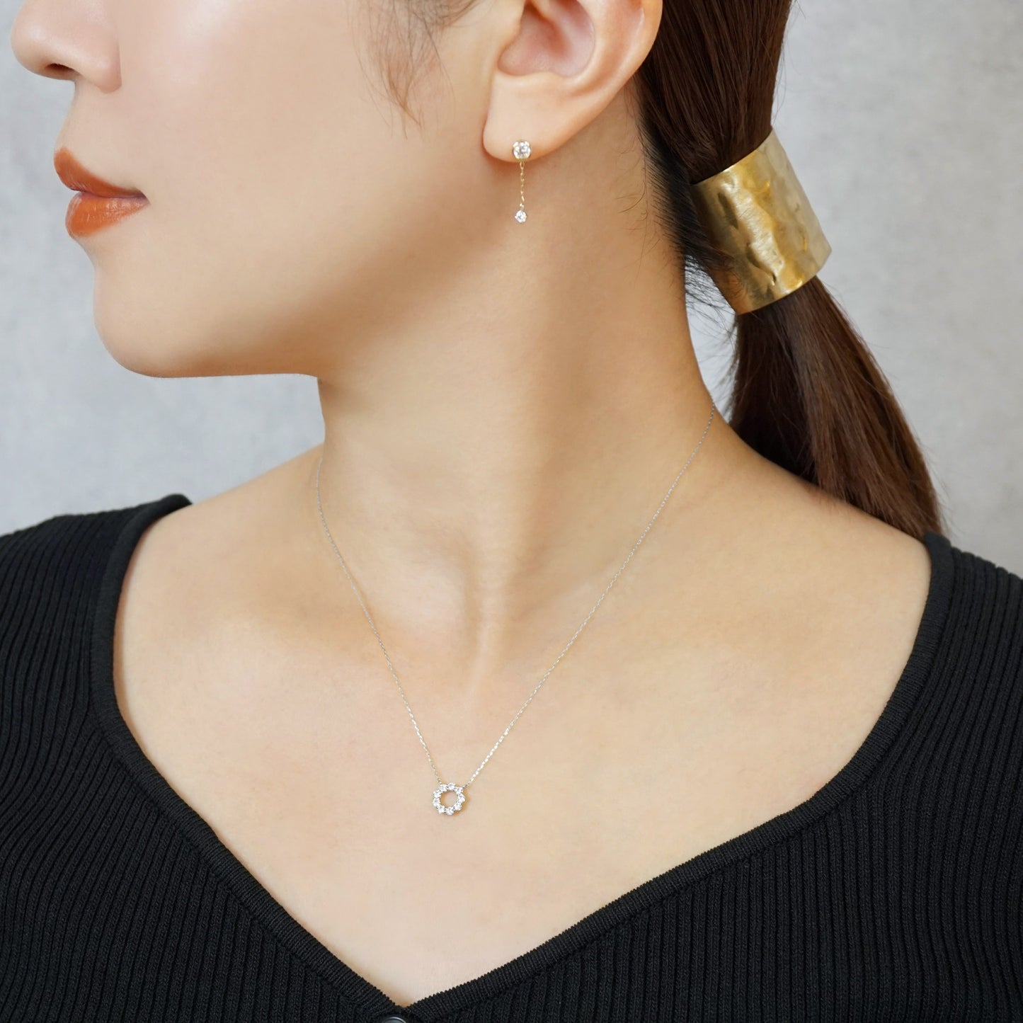 10K Moissanite Circle Flower Necklace (White Gold) - Model Image