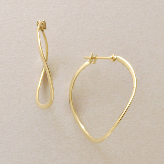 18K/10K Nuanced Wave Hoop Earrings (Yellow Gold) - Product Image
