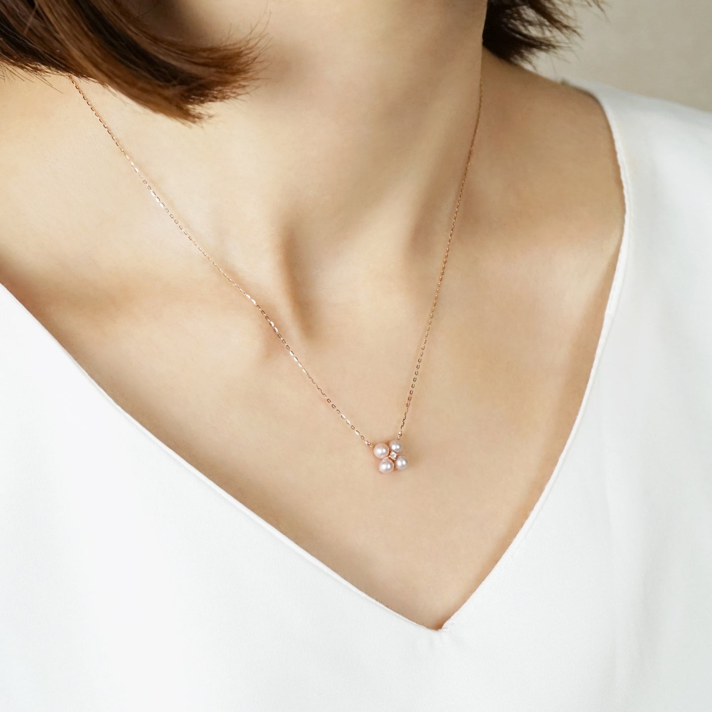 10K Pink Freshwater Pearl Clover Necklace (Rose Gold) - Model Image