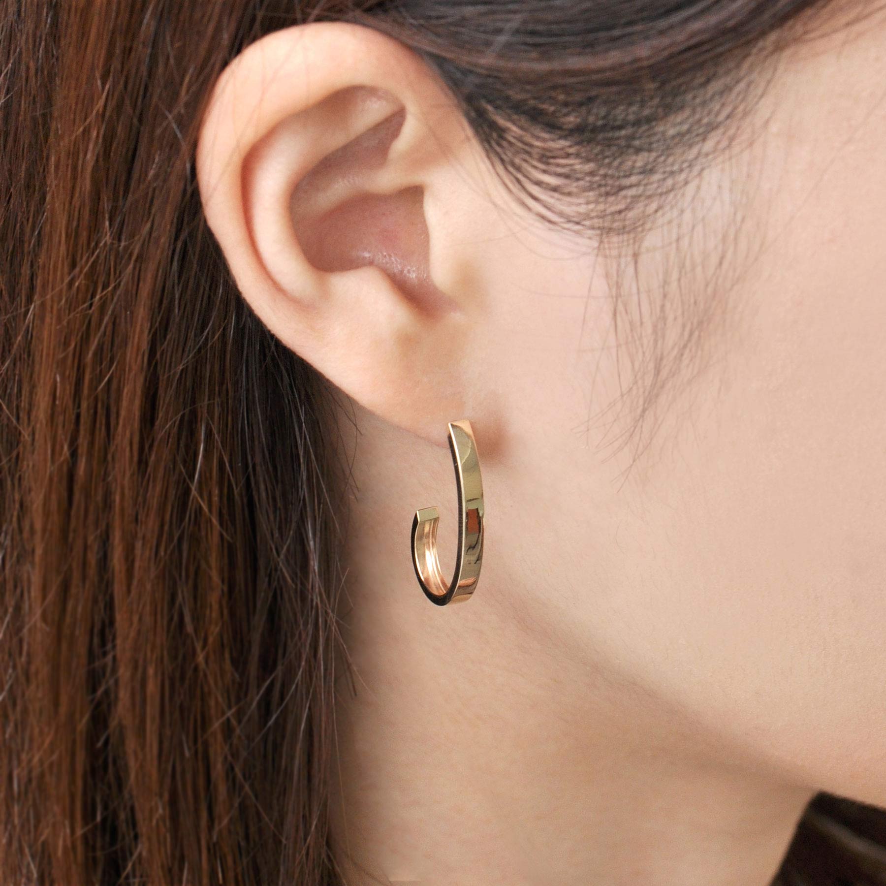 18K/10K Nuanced Dew Drop Earrings (Yellow Gold) - Model Image