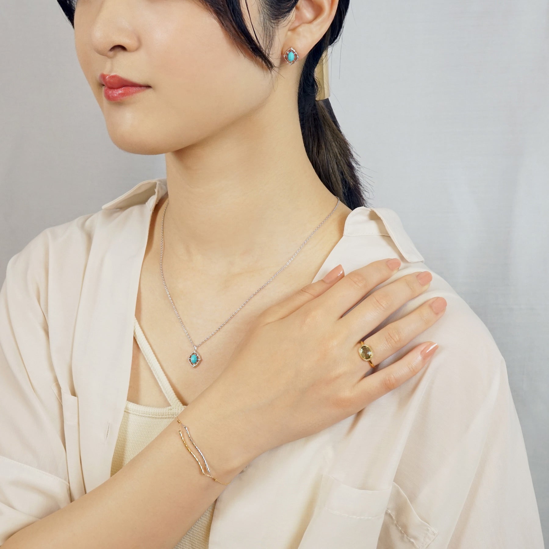 925 Sterling Silver Turquoise Necklace (Rhodium Plated) - Model Image