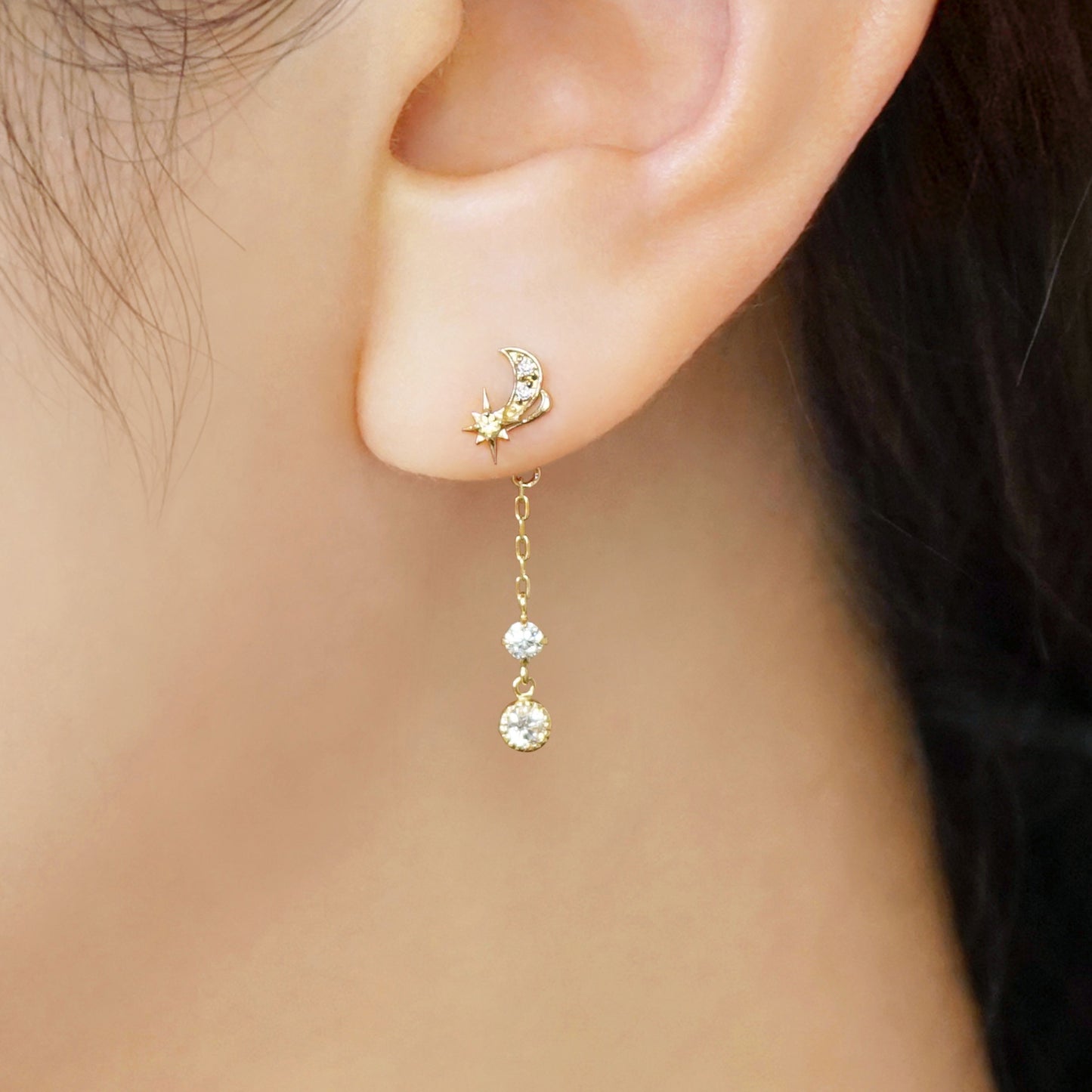 18K/10K 2-Stone Charm Type Earring Back (Yellow Gold) - Model Image