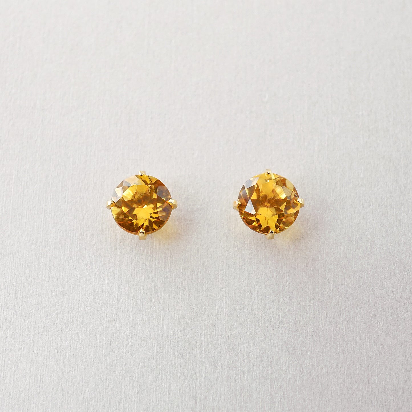 [Second Earrings] 18K Citrine Earrings [4mm] (Yellow Gold) - Product Image