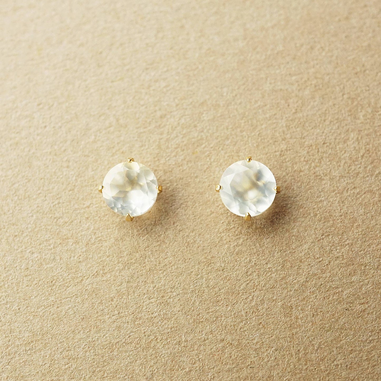 [Second Earrings] 18K Moonstone Earrings (4mm) (Yellow Gold) - Product Image