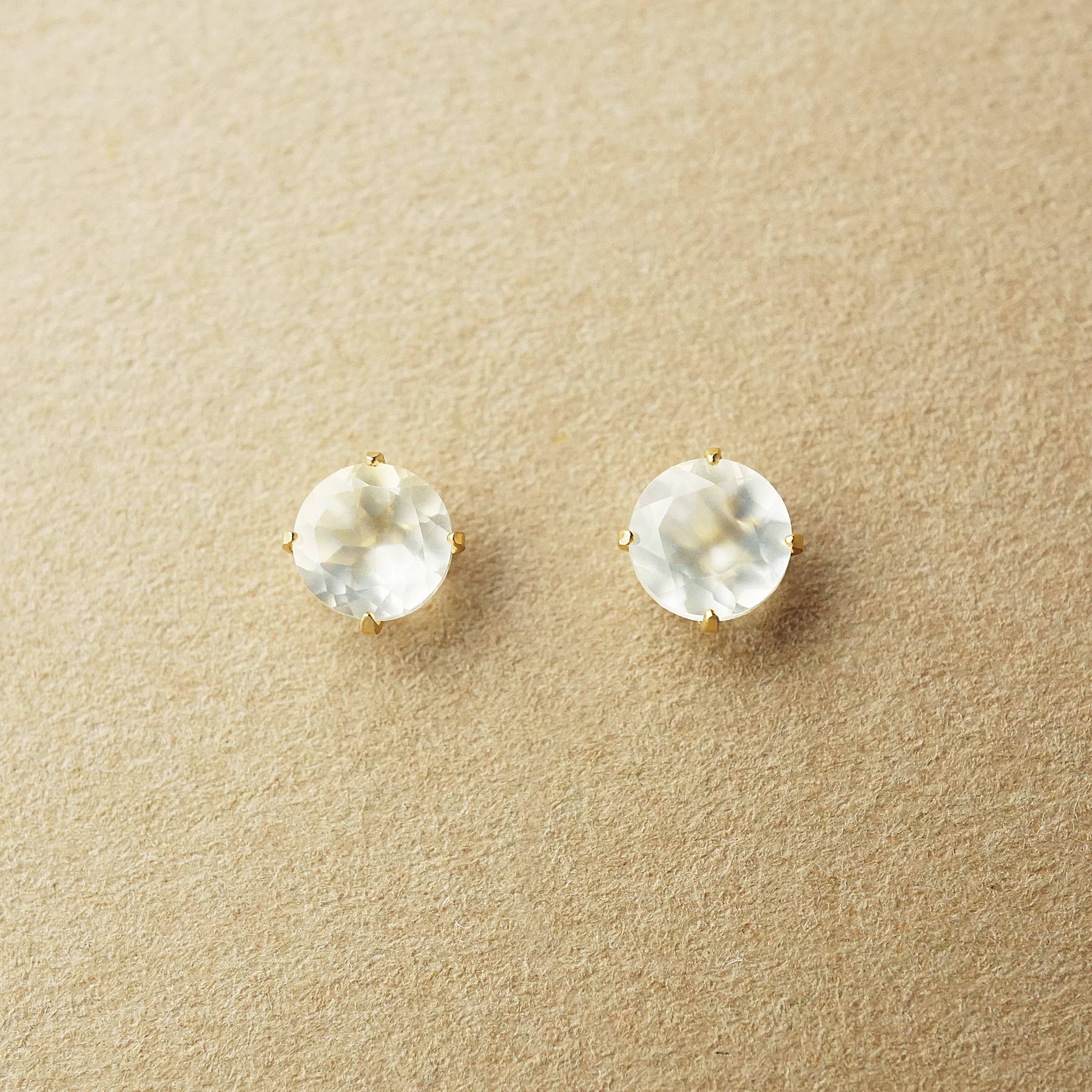 [Second Earrings] 18K Moonstone Earrings (4mm) (Yellow Gold) - Product Image