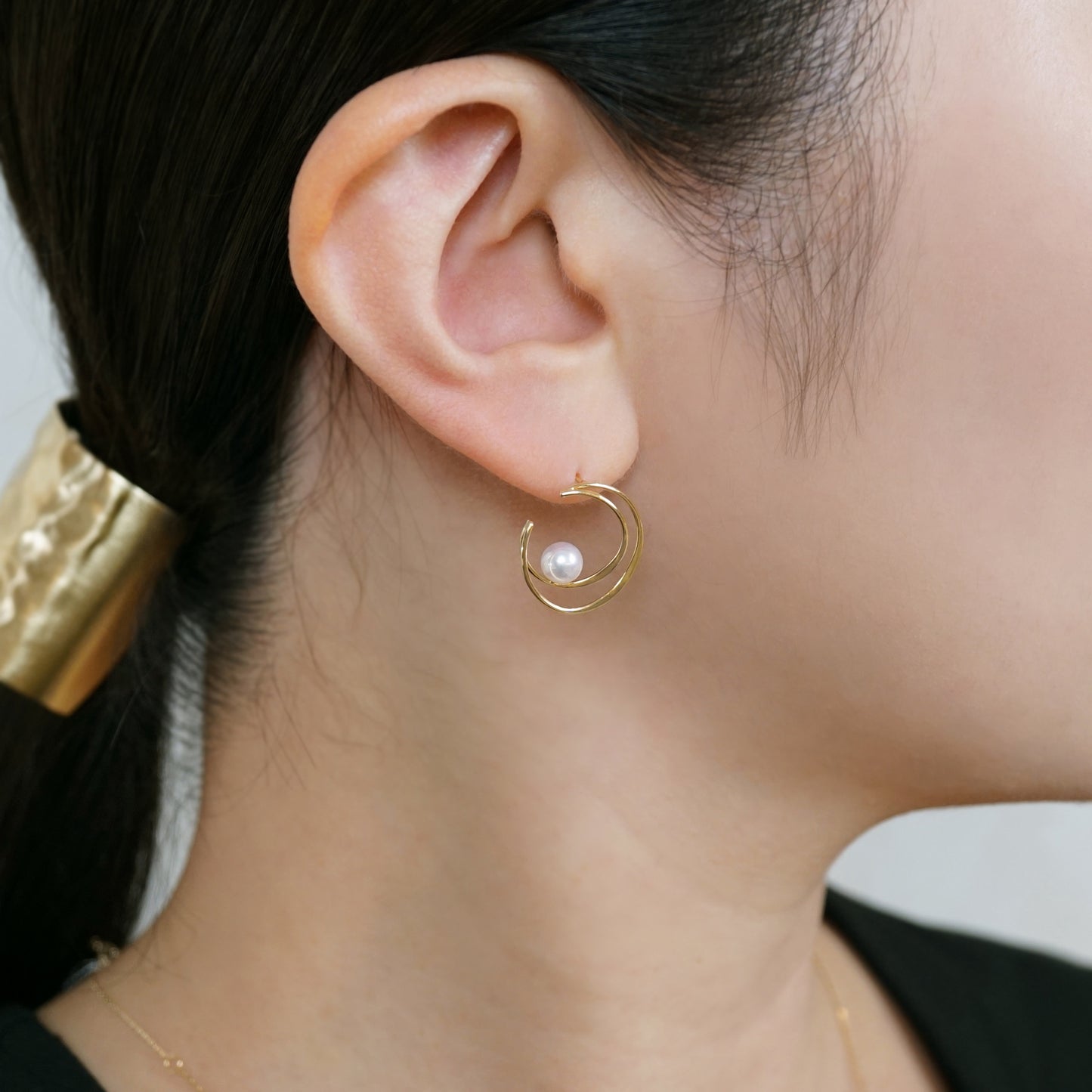 18K/10K Akoya Pearl Crescent Design Earrings (Yellow Gold) - Model Image