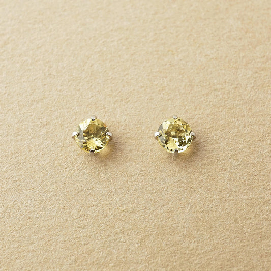 [Second Earrings] Platinum Yellow Beryl Earrings - Product Image