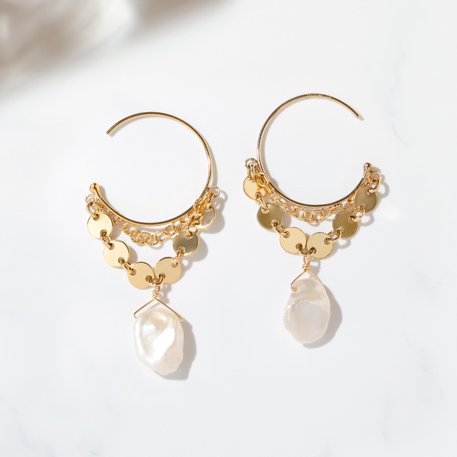 Gold Filled Freshwater Pearl Earrings [Nature Coin] - Product Image