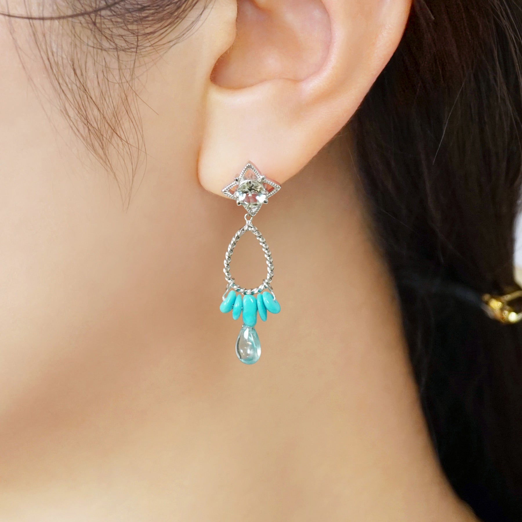 10K / 925 Sterling Silver Blue Zircon Earrings [Sea Glass] - Model Image