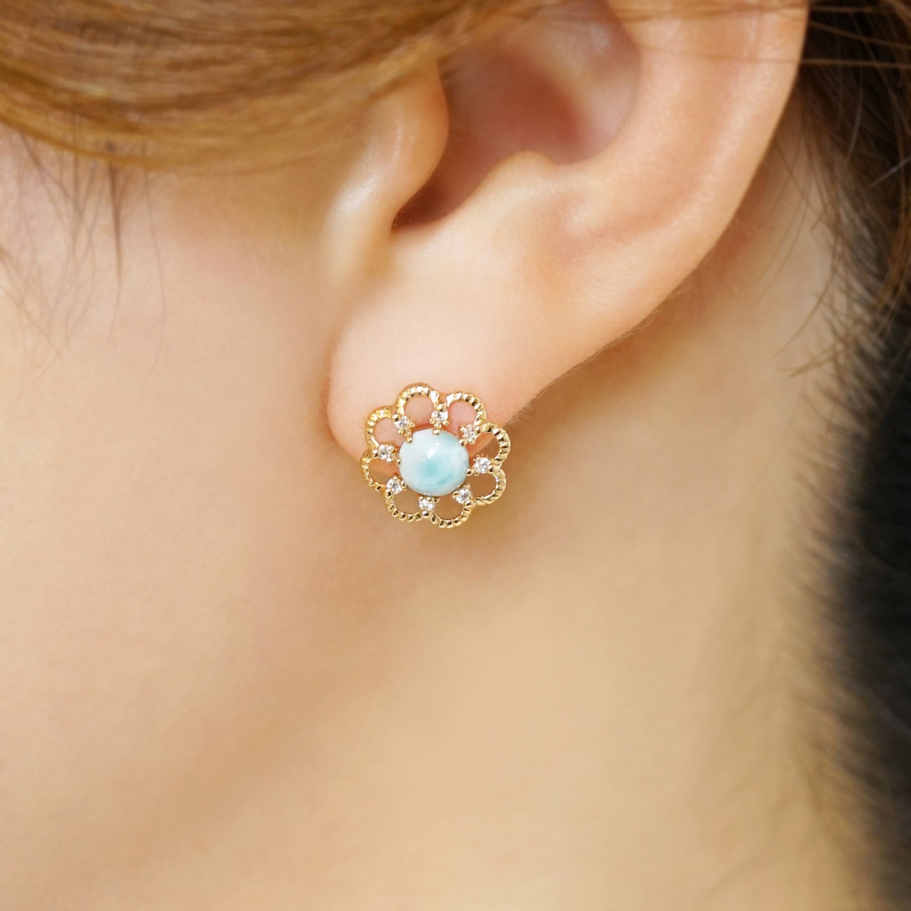18K/10K Larimar x Moissanite Earrings [Wave Circle] (Yellow Gold) - Model Image