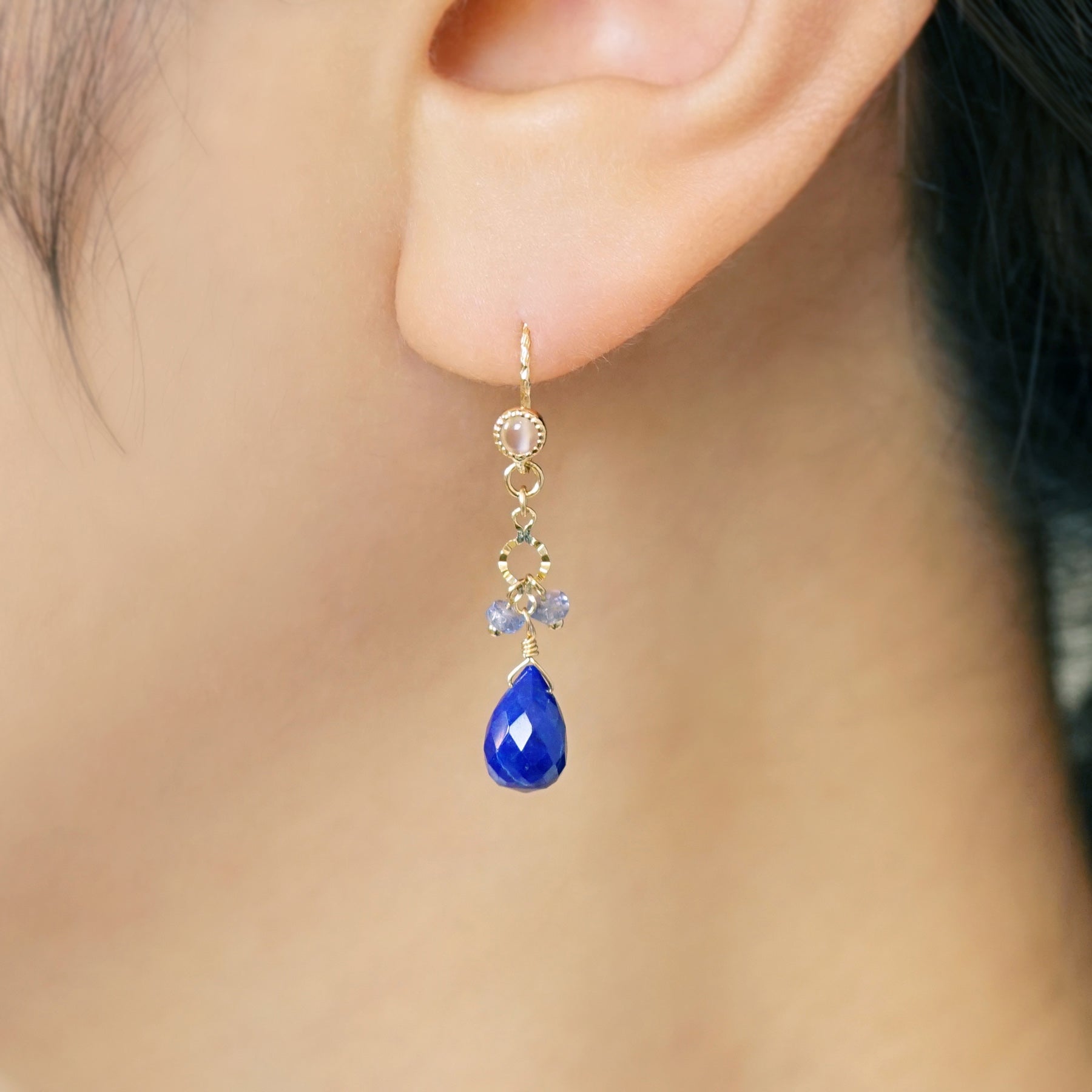 [Palette] 10K Lapis Lazuli Drop Charms (Yellow Gold) - Model Image