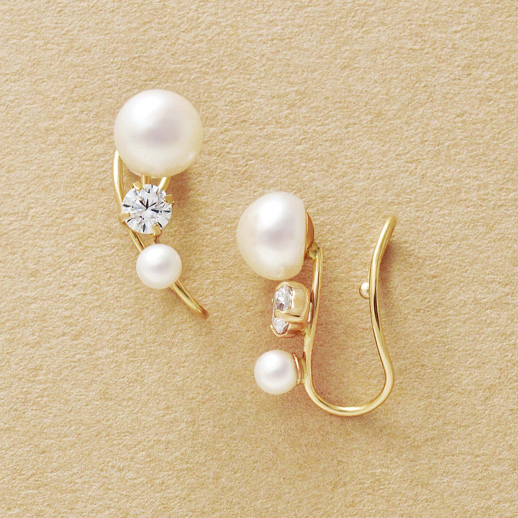 [Airy Clip-On Earrings] Pearl Gradation Earrings (Yellow Gold) - Product Image