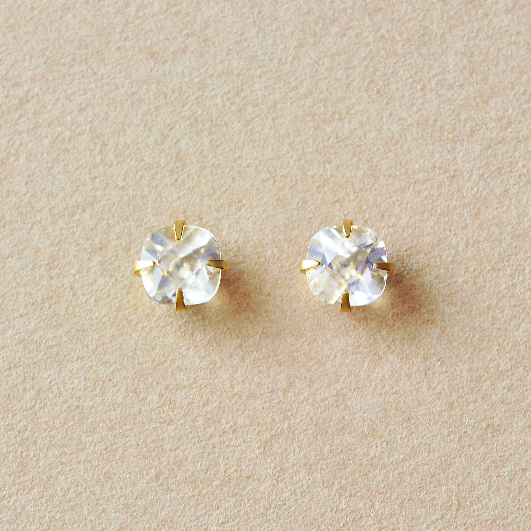 [Second Earrings] 18K Blue Moonstone French Cut Earrings (Yellow Gold) - Product Image