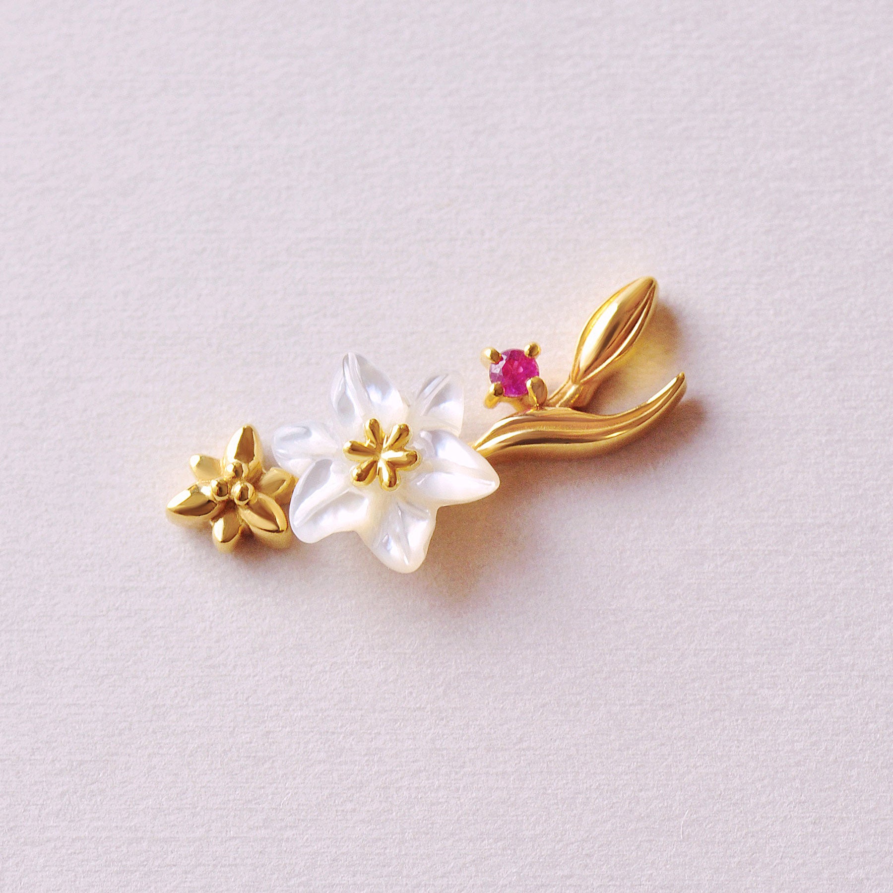 [Birth Flower Jewelry] July - Lily Single Earring - Product Image