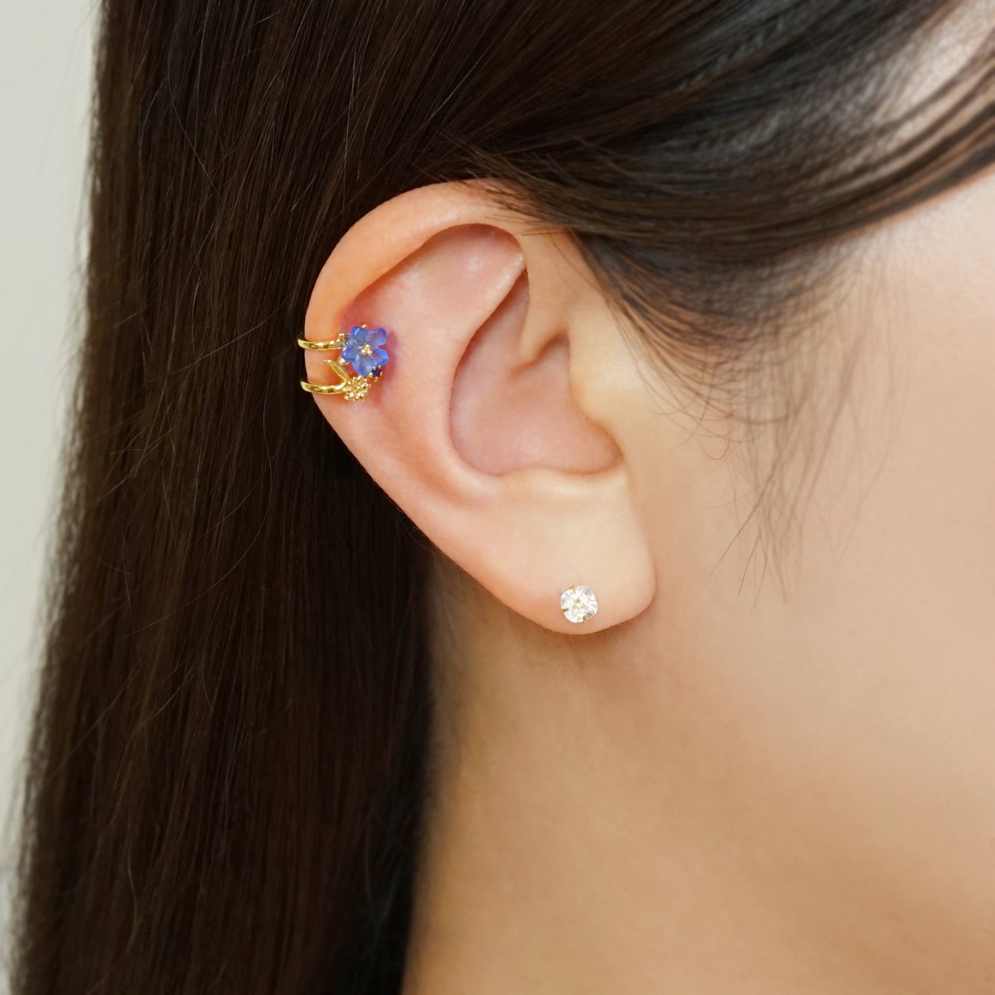 [Birth Flower Jewelry] September - Gentian Ear Cuff - Model Image