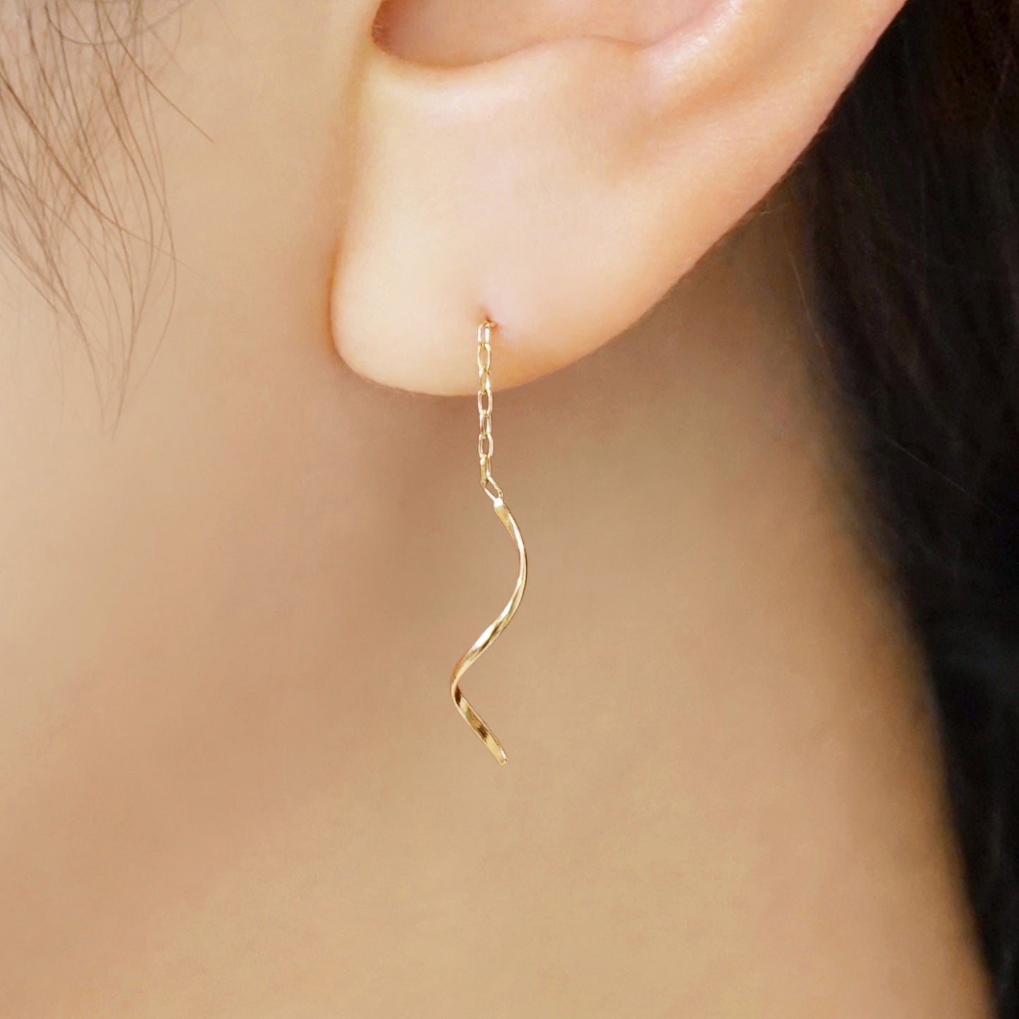 10K Twisted Line Chain Swinging Earrings (Yellow Gold) - Model Image