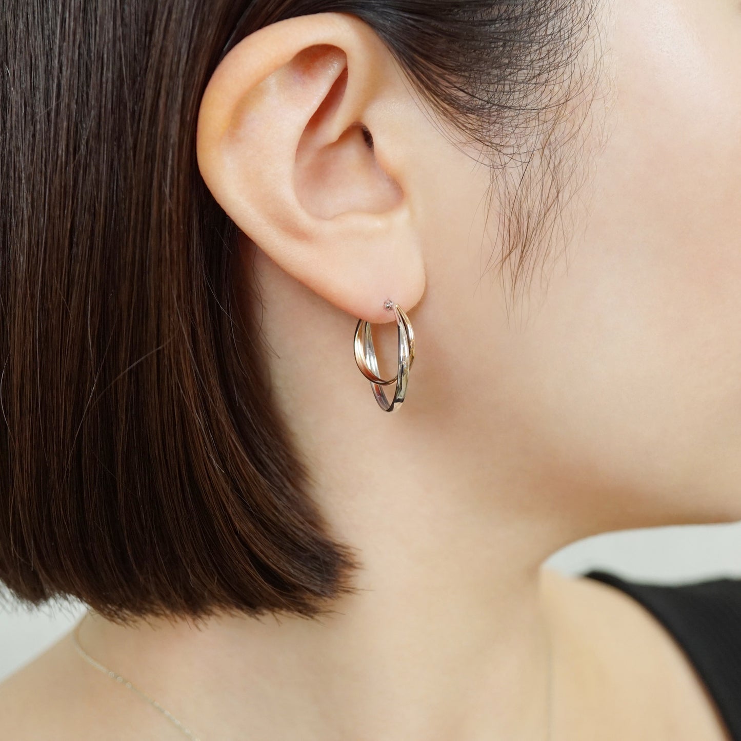 14K/10K Round Double Hoop Earrings (White Gold / Rose Gold) - Model Image