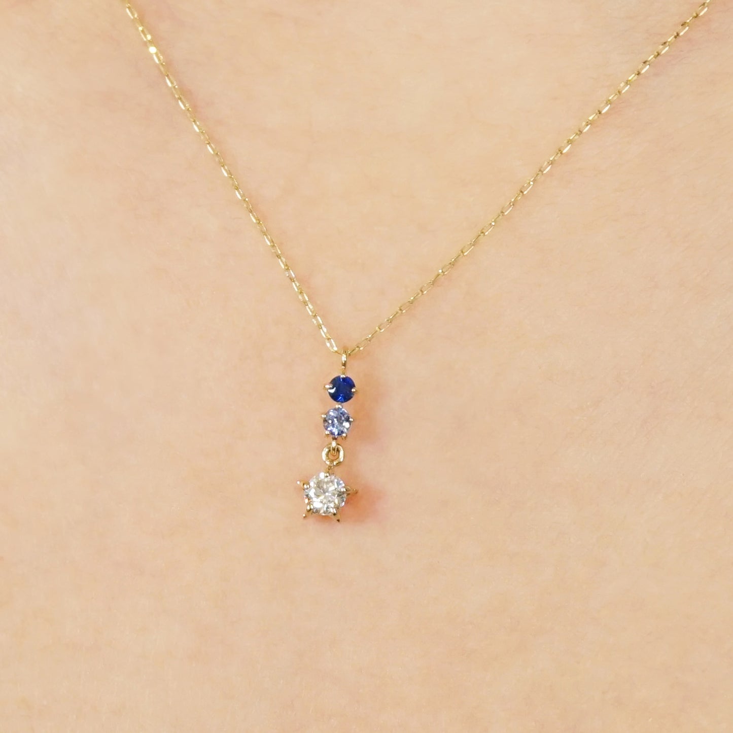 10K Sapphire Moissanite Necklace [Milky Way] (Yellow Gold) - Model Image