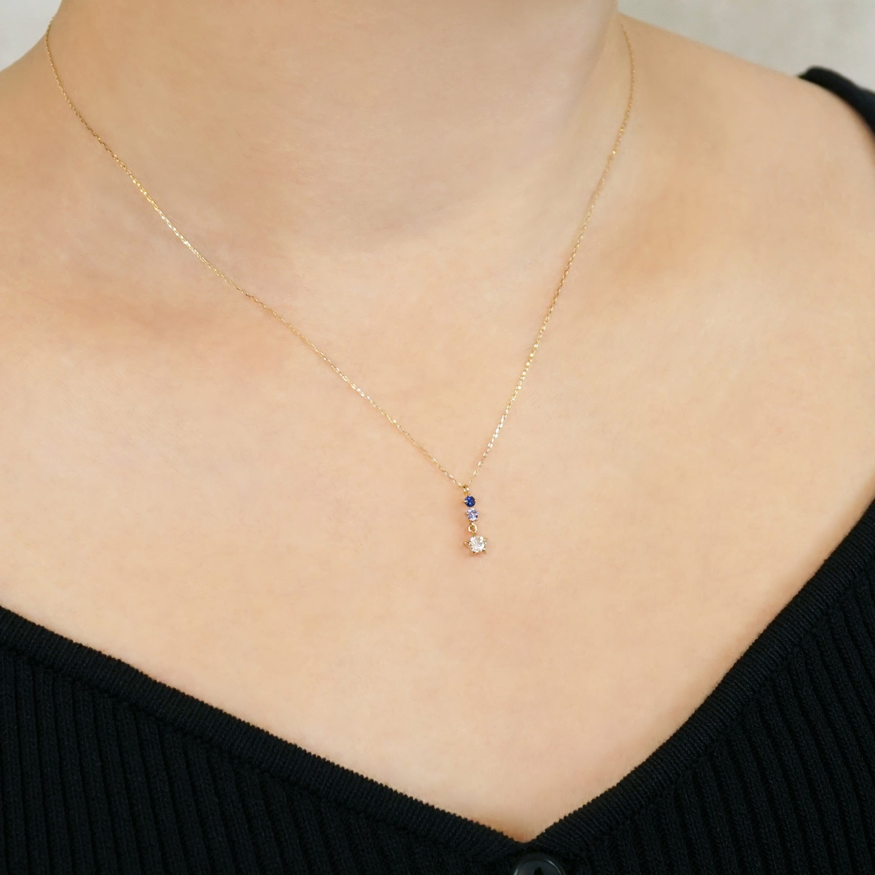 10K Sapphire Moissanite Necklace [Milky Way] (Yellow Gold) - Model Image