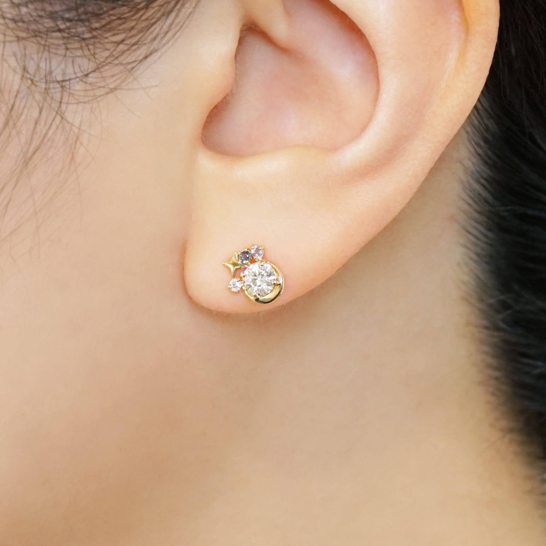 18K/10K Moissanite Earrings [Twinkle Star] (Yellow Gold) - Model Image