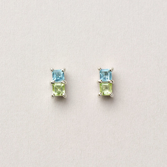 [Second Earrings] Platinum Blue Topaz x Peridot Earrings - Product Image