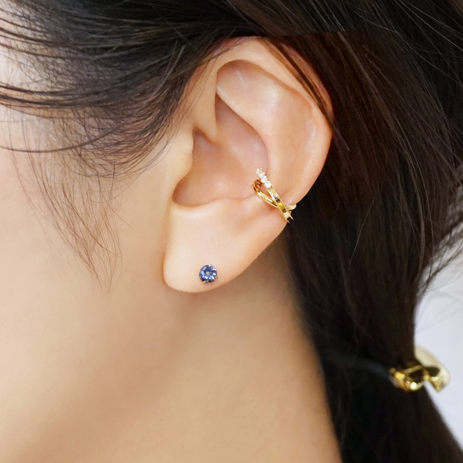 10K Crossed Line Ear Cuff (Yellow Gold) - Model Image