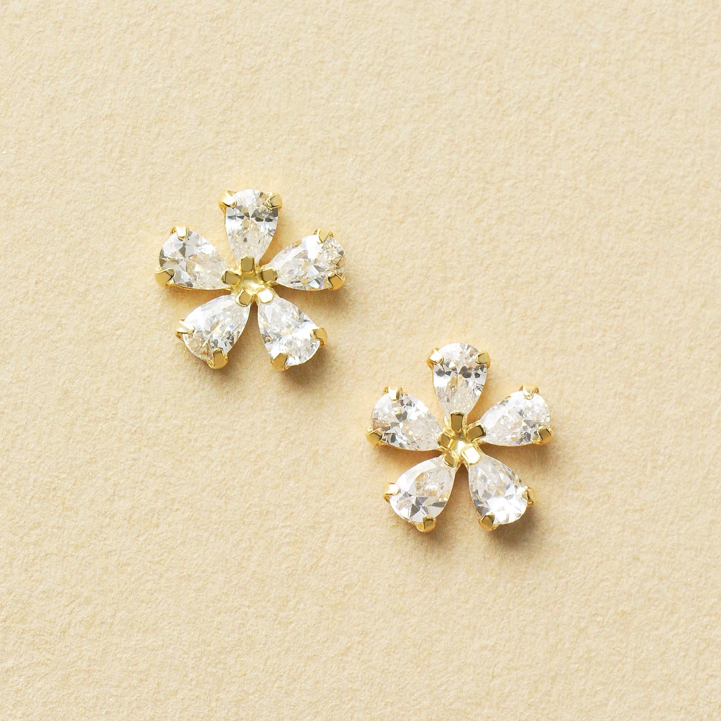 [WEB Exclusive] 10K Cubic Zirconia Flower Earrings (Yellow Gold) - Product Image