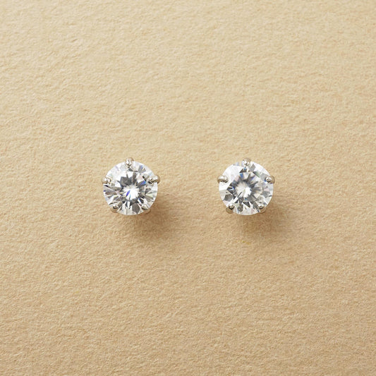 [Second Earrings] Platinum Moissanite Earrings (4mm) - Product Image