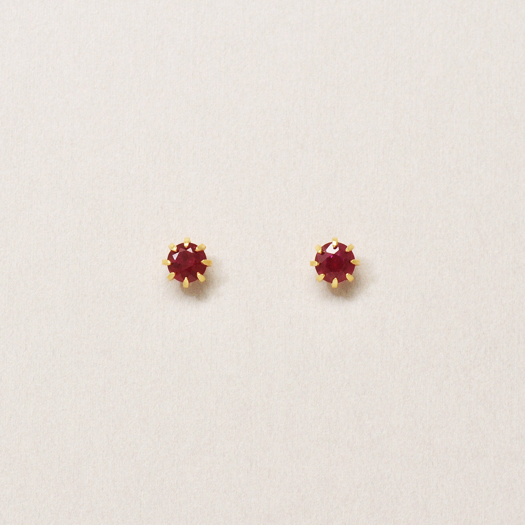 [Second Piercing] 18K Ruby Earrings (Yellow Gold) - Product Image