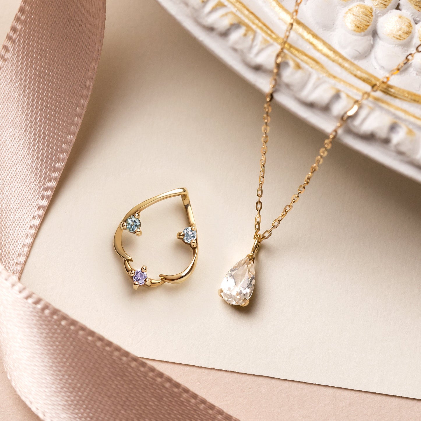 10K Topaz 2Way Necklace [Blue Danube] (Yellow Gold) - Product Image