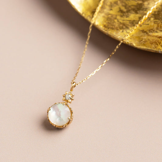 10K White Shell Necklace [Edelweiss] (Yellow Gold) - Product Image